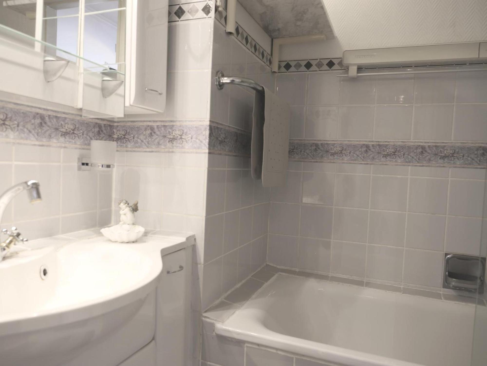 2-zimmer-appartement Im 1. Obergeschoss *