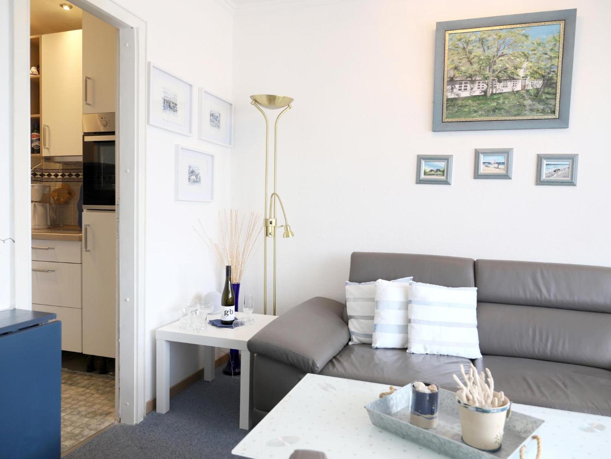 Apartment 2-zimmer-appartement Im 1. Obergeschoss *